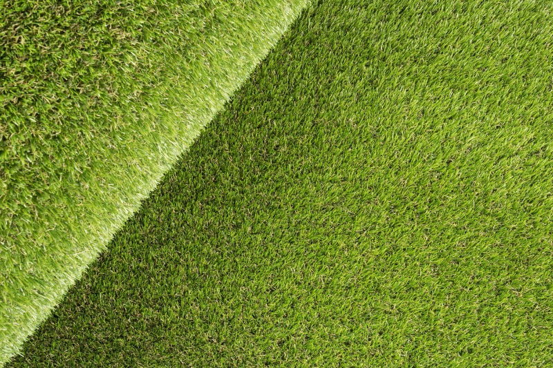 Solid Surface Artificial Grass